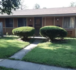Front walkway to a Country Club Apartments one bedroom flat